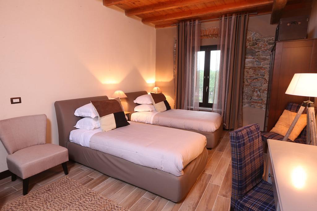 Equirelais Hotel Lomnago Phòng bức ảnh