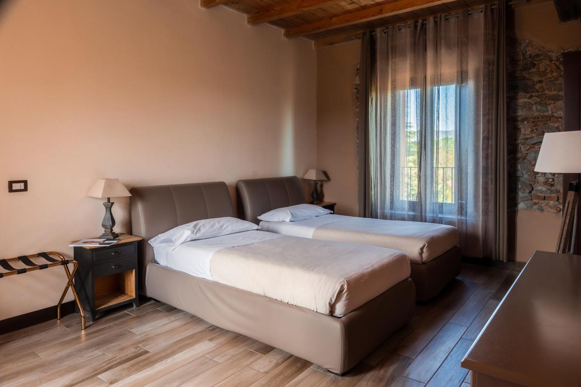 Equirelais Hotel Lomnago Ngoại thất bức ảnh