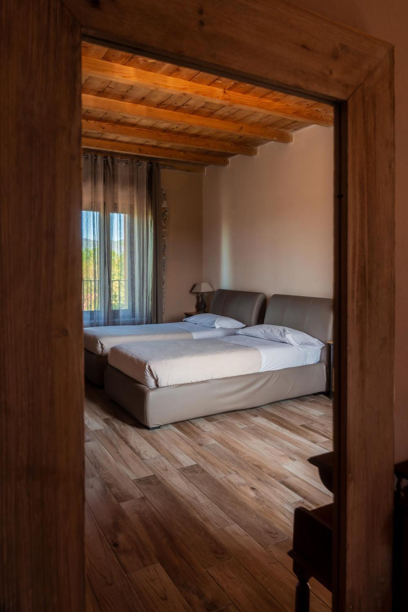 Equirelais Hotel Lomnago Ngoại thất bức ảnh